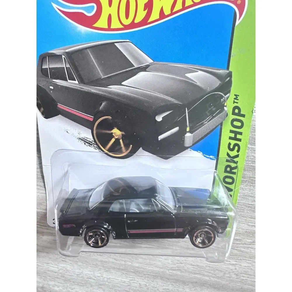 HOT WHEELS HW WORKSHOP Nissan Skyline H/T 2000GT-X Hotwheels H73